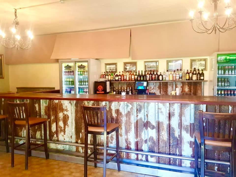 Elgro Hotel Potchefstroom Buitenkant foto